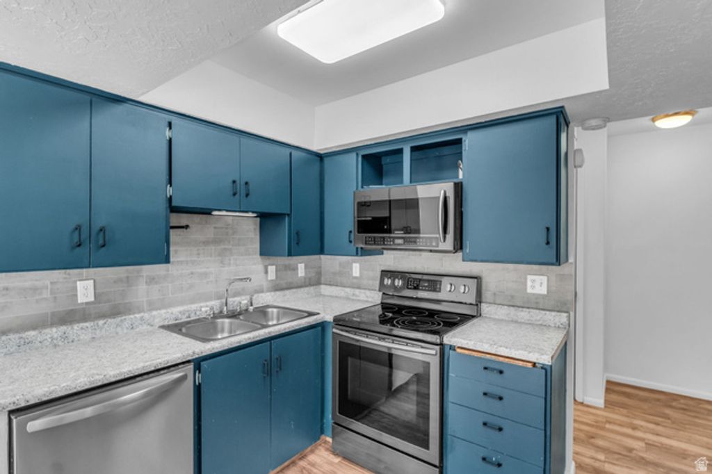 Image 7 of property listing at 1120 E CANYON RD #28, Ogden, UT 84404