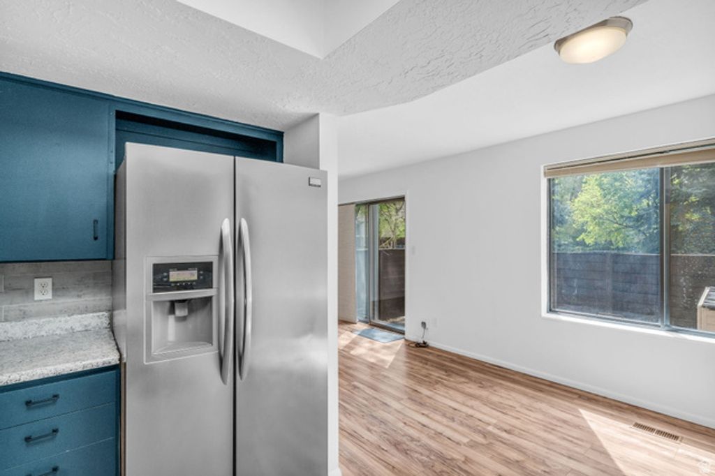 Image 8 of property listing at 1120 E CANYON RD #28, Ogden, UT 84404