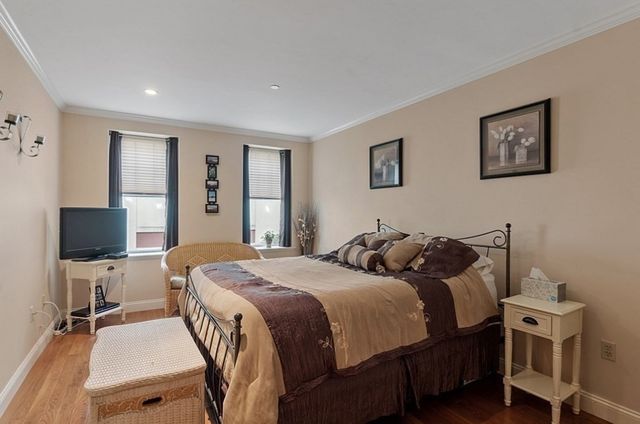 426 Main St 205, Stoneham, MA 02180