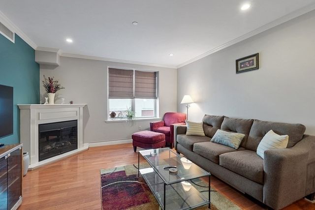 426 Main St 205, Stoneham, MA 02180