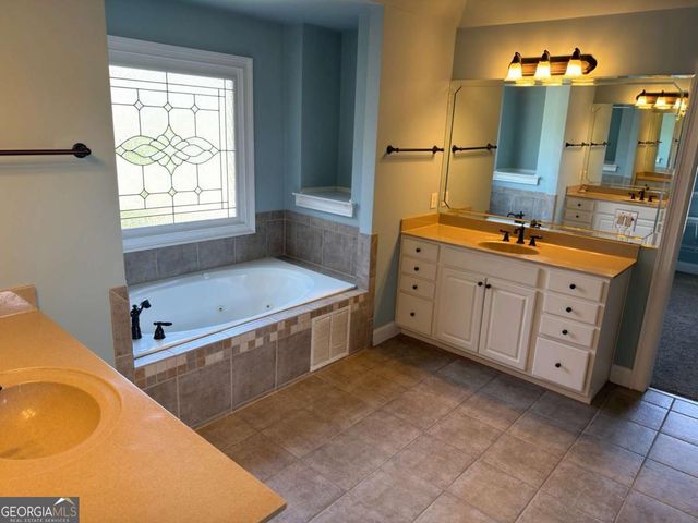 1658 Autumn Sage Drive, Dacula, GA 30019