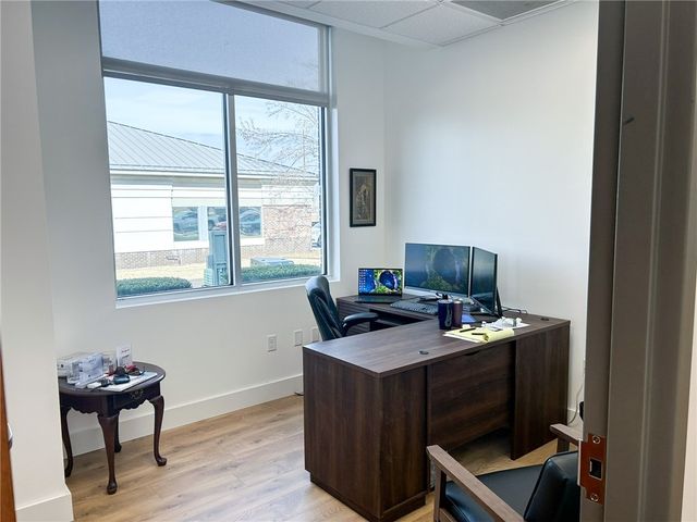 2522 S Pinnacle Hills Parkway 106, Rogers, AR 72758