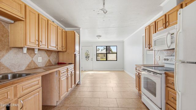 1613 Hickory Avenue, Panama City, FL 32405