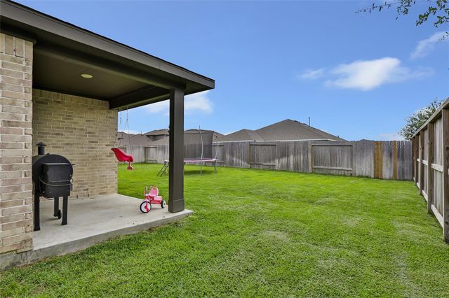500 San Marcos Trail, Dayton, TX 77535
