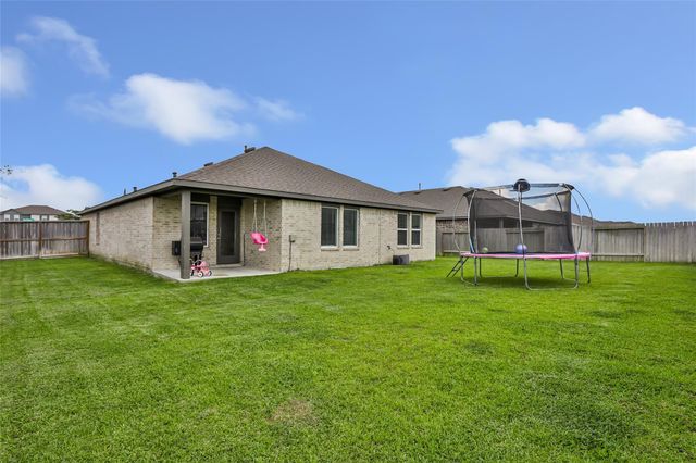500 San Marcos Trail, Dayton, TX 77535