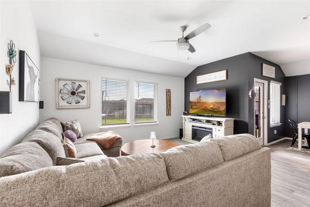 500 San Marcos Trail, Dayton, TX 77535