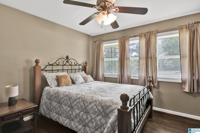 944 REEDWOOD LANE, Birmingham, AL 35235