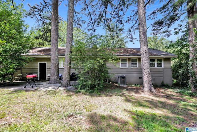 944 REEDWOOD LANE, Birmingham, AL 35235