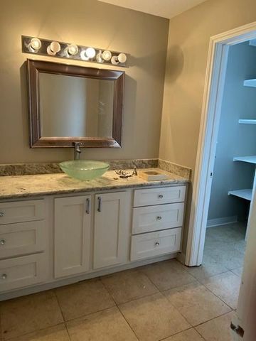 2458 Country Club Drive, Pearland, TX 77581