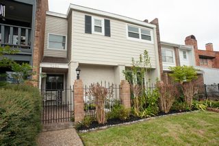 2458 Country Club Drive, Pearland, TX 77581
