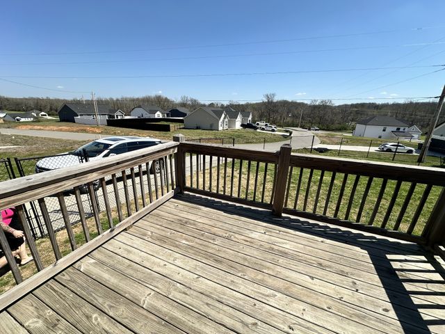 1016 Northside Dr, Dickson, TN 37055