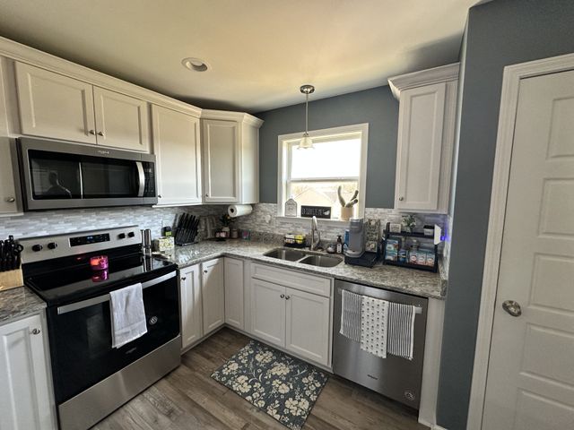 1016 Northside Dr, Dickson, TN 37055