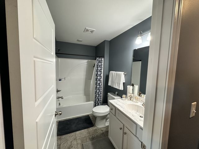 1016 Northside Dr, Dickson, TN 37055