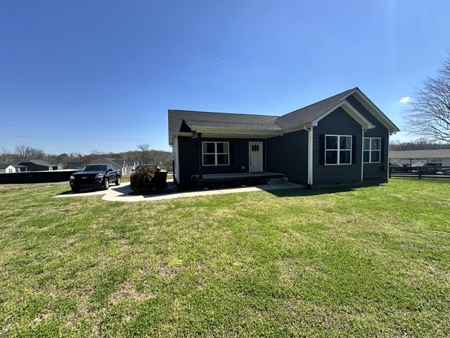 1016 Northside Dr, Dickson, TN 37055