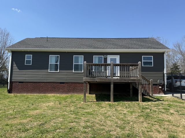 1016 Northside Dr, Dickson, TN 37055