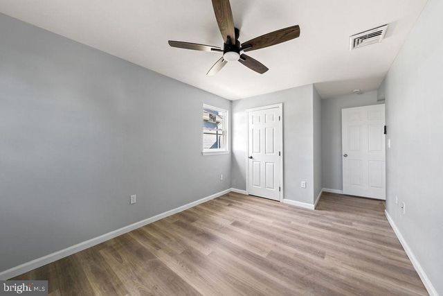 408 W 3RD AVE, Runnemede, NJ 08078