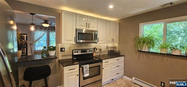 9 Harrison Road 1st Floor, Riverdale Borough, NJ 07457