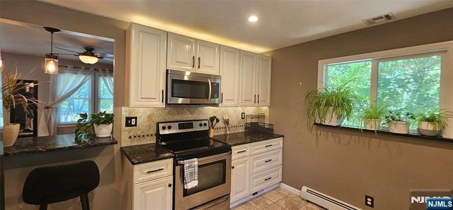 9 Harrison Road 1st Floor, Riverdale Borough, NJ 07457