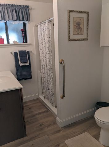 10180 Rock Creek Rd, Placerville, CA 95667