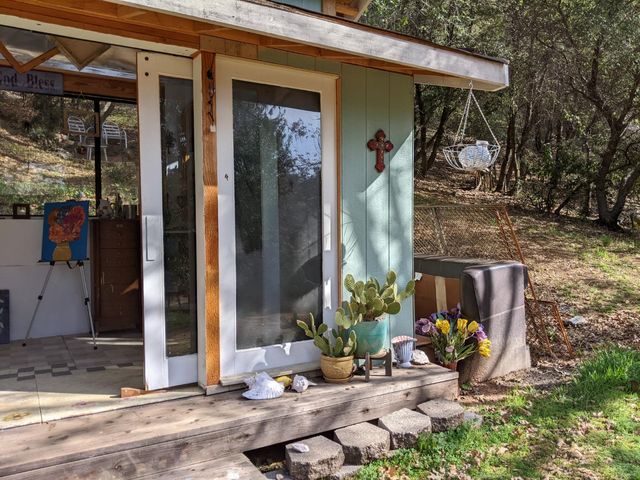 10180 Rock Creek Rd, Placerville, CA 95667