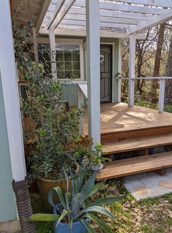 10180 Rock Creek Rd, Placerville, CA 95667