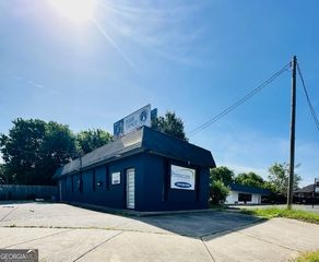 2290 Pio Nono Avenue, Macon, GA 31206