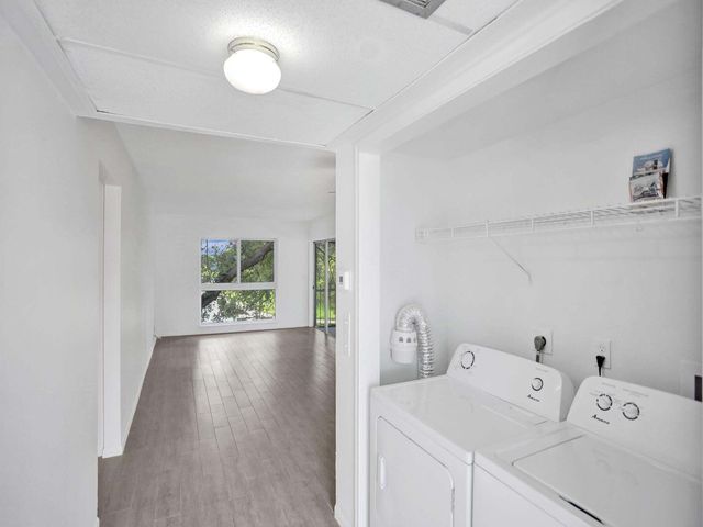 10193 N Military Trail 206, Palm Beach Gardens, FL 33410