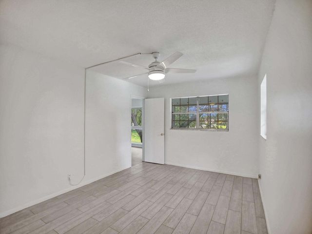 10193 N Military Trail 206, Palm Beach Gardens, FL 33410