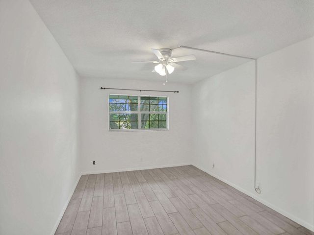 10193 N Military Trail 206, Palm Beach Gardens, FL 33410