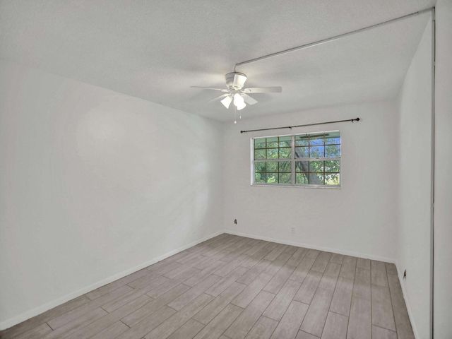 10193 N Military Trail 206, Palm Beach Gardens, FL 33410