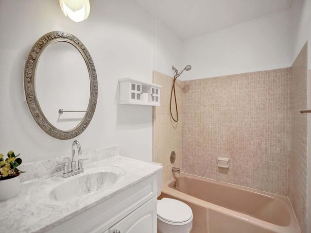 10193 N Military Trail 206, Palm Beach Gardens, FL 33410
