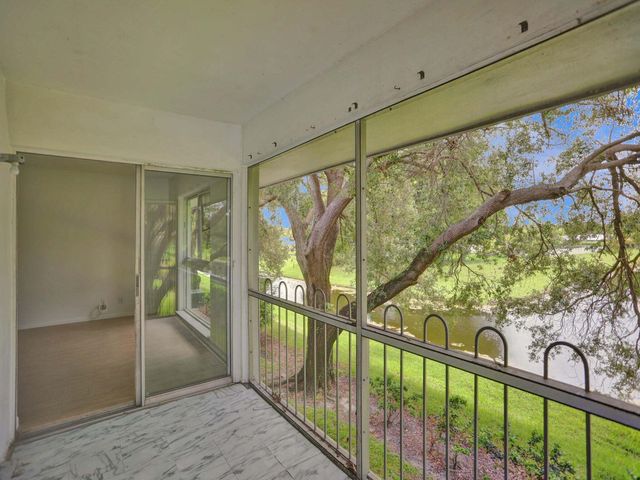 10193 N Military Trail 206, Palm Beach Gardens, FL 33410