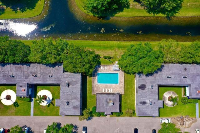 10193 N Military Trail 206, Palm Beach Gardens, FL 33410