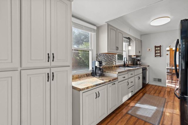 1018 E FRANCES STREET, Appleton, WI 54911