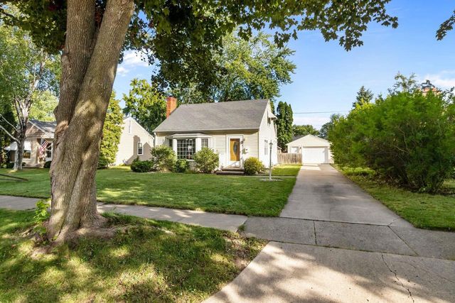 1018 E FRANCES STREET, Appleton, WI 54911