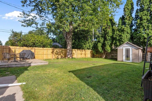 1018 E FRANCES STREET, Appleton, WI 54911