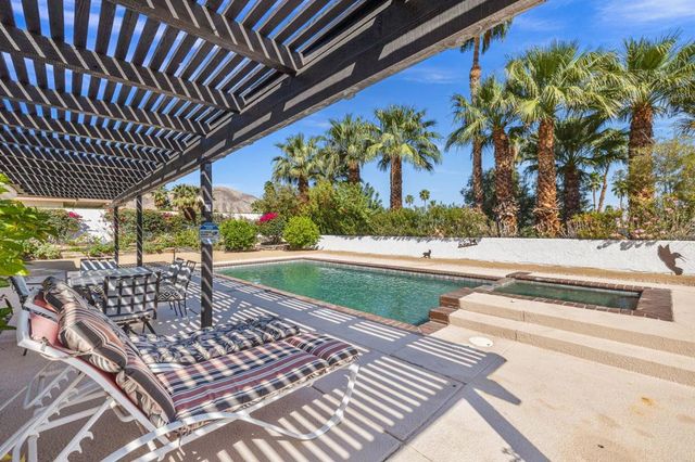 73430 Desert Rose Drive, Palm Desert, CA 92260