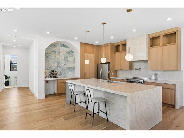 15009 Nw 13TH Ave, Vancouver, WA 98685