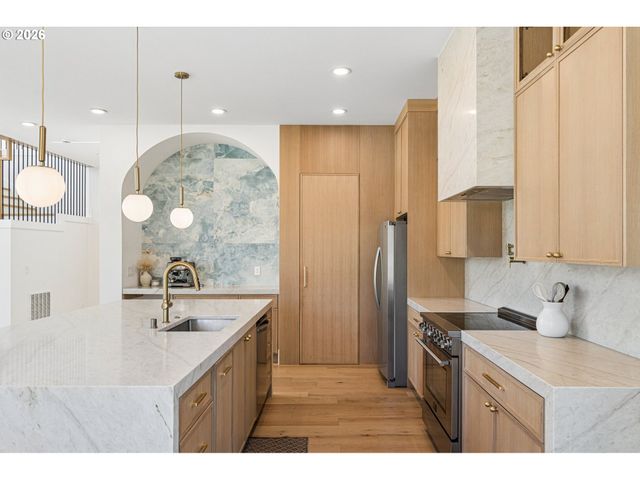 15009 Nw 13TH Ave, Vancouver, WA 98685