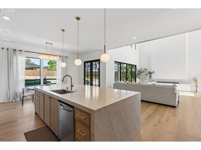 15009 Nw 13TH Ave, Vancouver, WA 98685