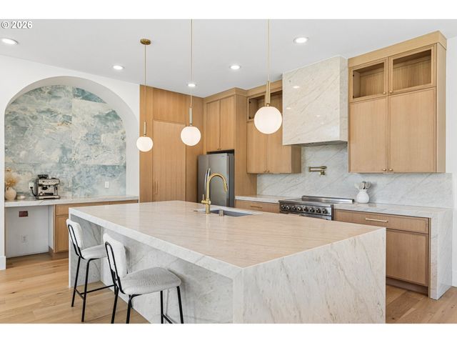 15009 Nw 13TH Ave, Vancouver, WA 98685