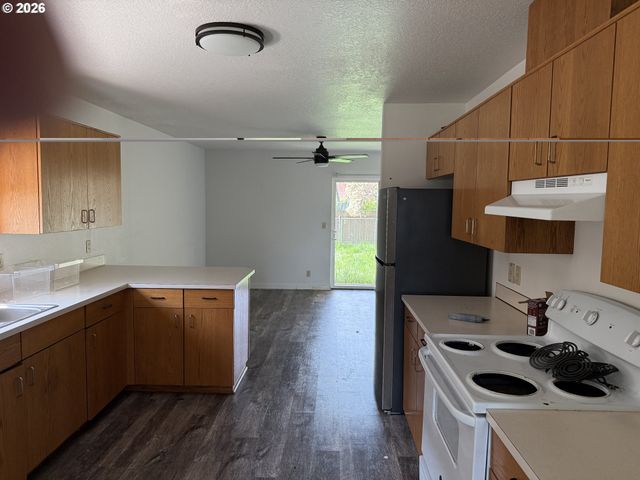 108 COWAN Ct, Longview, WA 98632