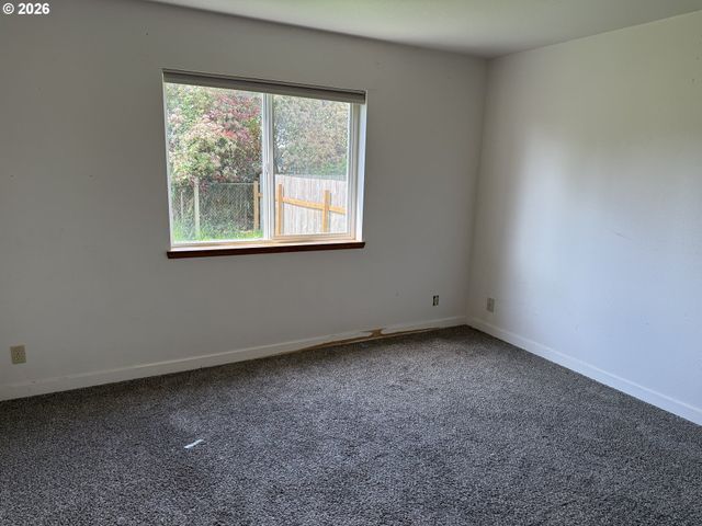 108 COWAN Ct, Longview, WA 98632
