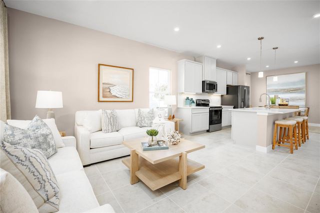 554 HIGHFALLS AVENUE, Debary, FL 32713