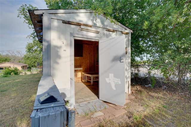 8113 Tumbleweed Trail, White Settlement, TX 76108