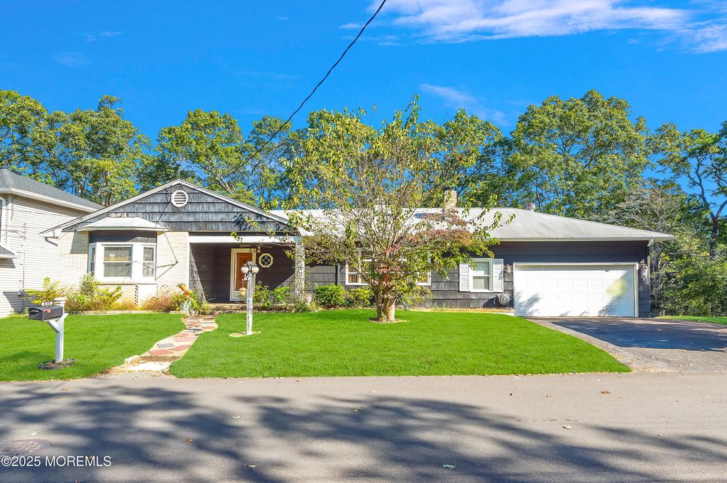 930 Gloucester Avenue, Brick, NJ 08723