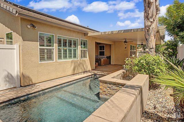 118 Guilden Grove Way, Bakersfield, CA 93312