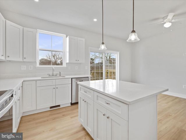 320 LINGANORE AVE, Hagerstown, MD 21740