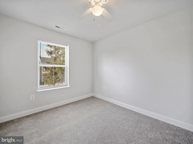 320 LINGANORE AVE, Hagerstown, MD 21740