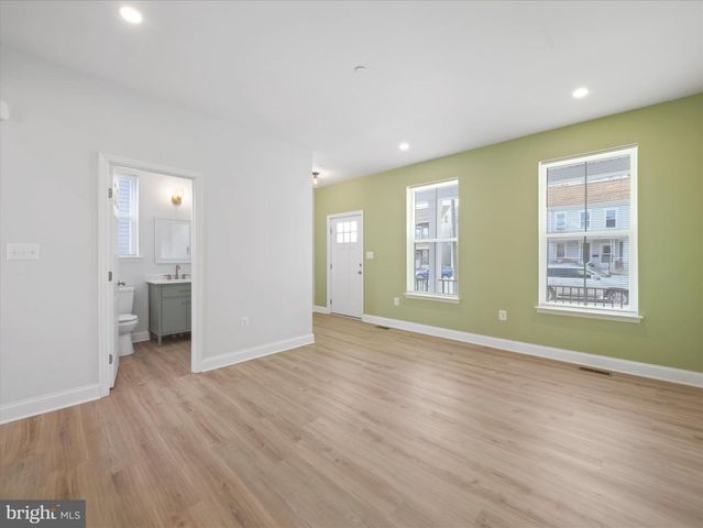 320 LINGANORE AVE, Hagerstown, MD 21740